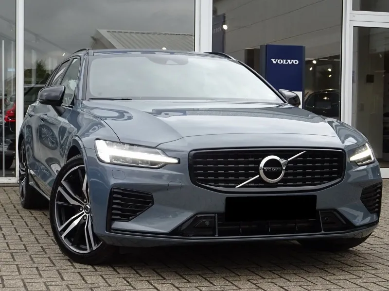 Volvo V60 T8 Recharge AWD =R-Design= Distronic Гаранция Image 1