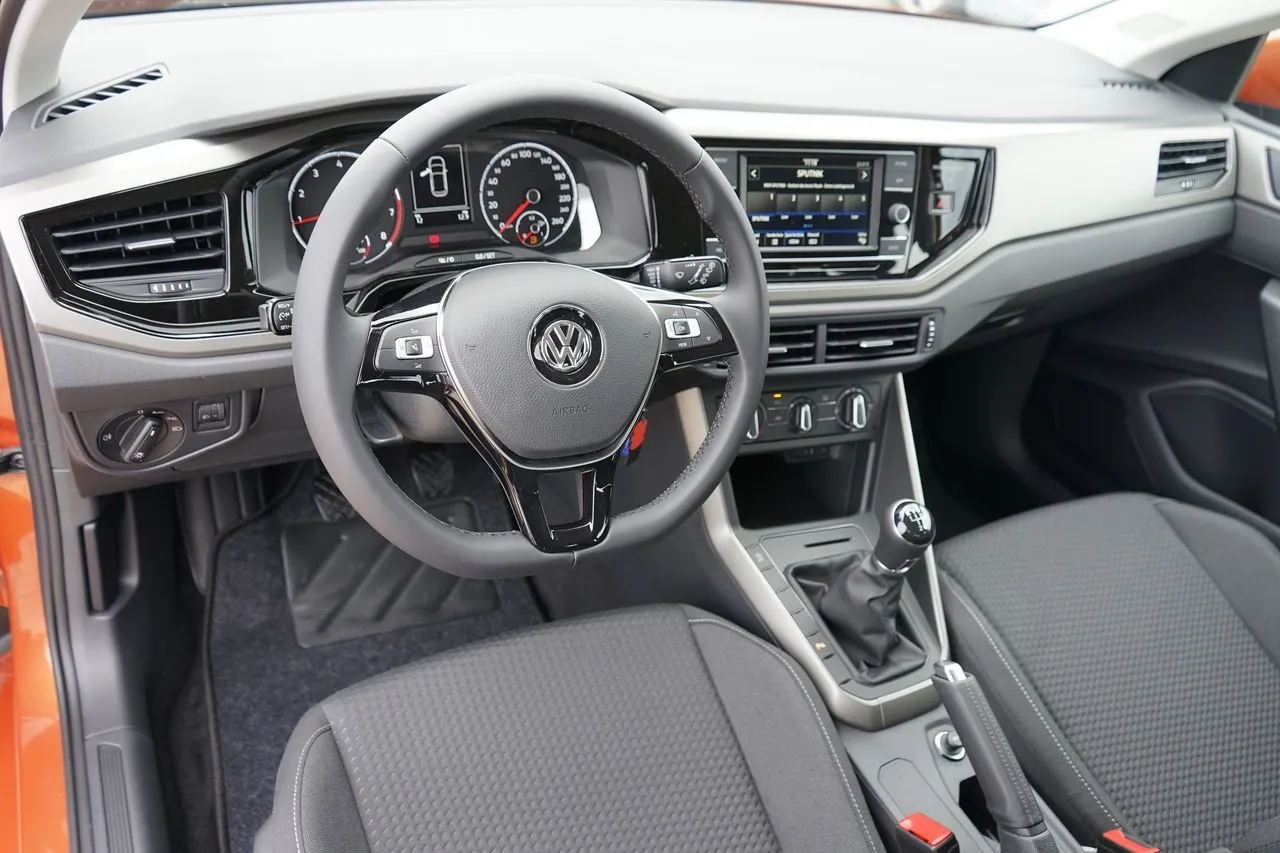 Volkswagen Polo 1.0 TSI Bluetooth...  Image 7