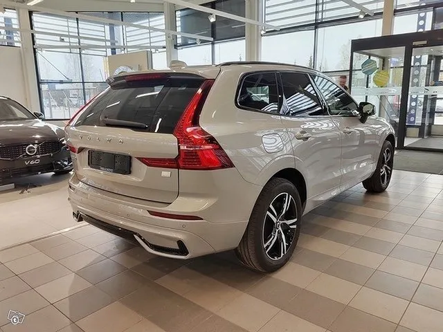 Volvo XC60 T6 AWD Long Range R-Design Ed.A.TAKUU24KK/40TKM. Image 3