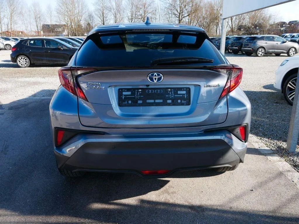 TOYOTA C-HR 1.8 Hybrid E-CVT Lounge Image 2